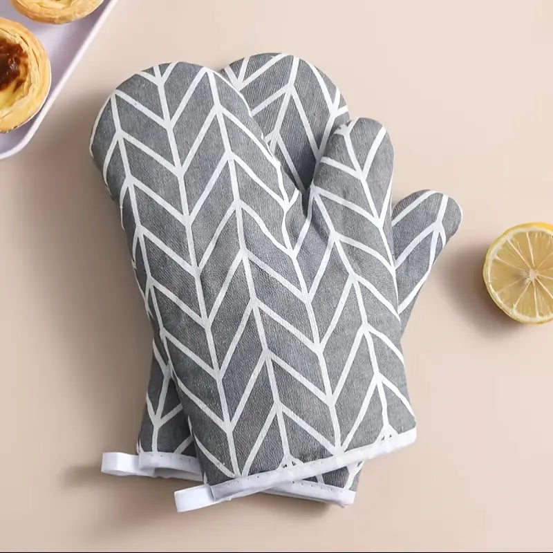 Cotton and Linen Heat-Resistant Oven Mitts